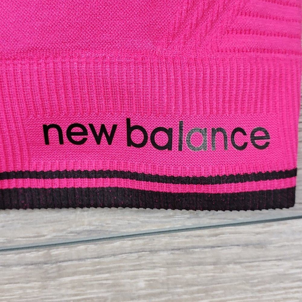 NEW BALANCE MEDIUM IMPACT PINK SPORT BRA SIZE MEDIUM - Picture 5 of 10